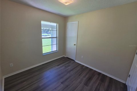 Villa ou maison à louer à Casselberry, Floride: 4 chambres, 106.84 m2 № 2415261 - photo 16