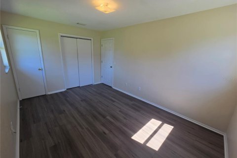 Villa ou maison à louer à Casselberry, Floride: 4 chambres, 106.84 m2 № 2415261 - photo 6