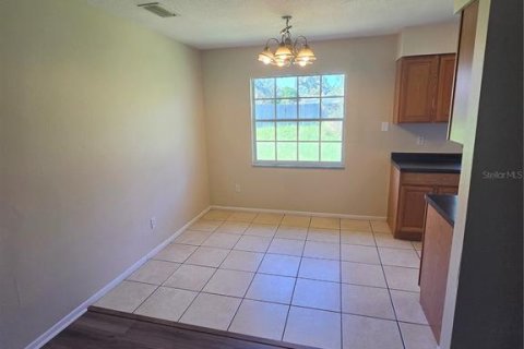 Villa ou maison à louer à Casselberry, Floride: 4 chambres, 106.84 m2 № 2415261 - photo 5