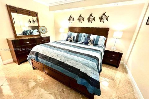 Condominio en venta en Hollywood, Florida, 2 dormitorios, 81.2 m2 № 2153425 - foto 11