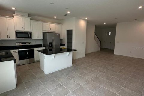 Touwnhouse à louer à Kissimmee, Floride: 3 chambres, 144.56 m2 № 2437356 - photo 3