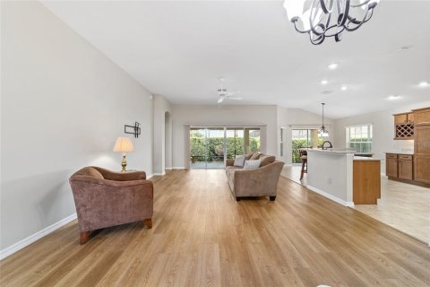 Casa en venta en The Villages, Florida, 3 dormitorios, 181.44 m2 № 1855546 - foto 15