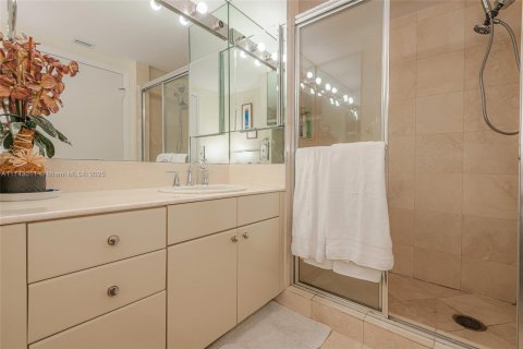 Condominio en venta en Aventura, Florida, 2 dormitorios, 144.93 m2 № 1730453 - foto 18