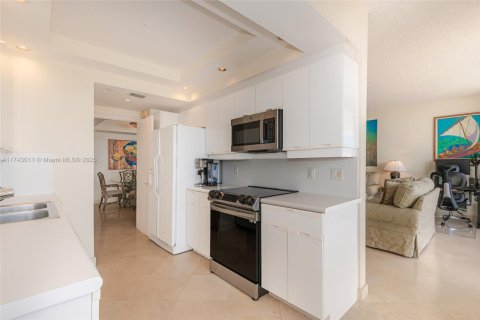 Condominio en venta en Aventura, Florida, 2 dormitorios, 144.93 m2 № 1730453 - foto 12