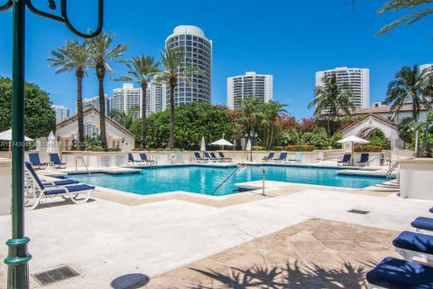 Condominio en venta en Aventura, Florida, 2 dormitorios, 144.93 m2 № 1730453 - foto 30