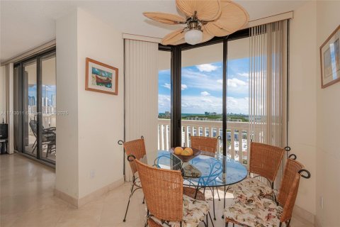 Condominio en venta en Aventura, Florida, 2 dormitorios, 144.93 m2 № 1730453 - foto 8