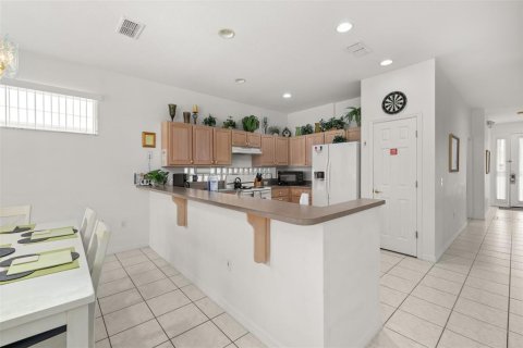 House in Kissimmee, Florida 4 bedrooms, 157.93 sq.m. № 1535635 - photo 8