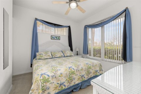 House in Kissimmee, Florida 4 bedrooms, 157.93 sq.m. № 1535635 - photo 23