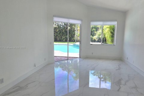 House in Weston, Florida 5 bedrooms, 239.13 sq.m. № 2016203 - photo 18