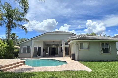 House in Weston, Florida 5 bedrooms, 239.13 sq.m. № 2016203 - photo 25