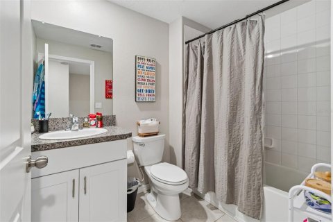 Touwnhouse à vendre à Wesley Chapel, Floride: 3 chambres, 151.8 m2 № 2207627 - photo 30
