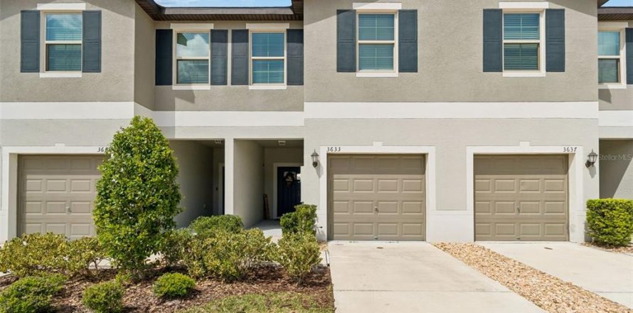 Touwnhouse à Wesley Chapel, Floride 3 chambres, 151.8 m2 № 2207627