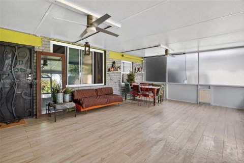 Купить виллу или дом в Майами, Флорида 3 спальни, 121.89м2, № 2242647 - фото 7