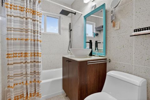Купить виллу или дом в Майами, Флорида 3 спальни, 121.89м2, № 2242647 - фото 18