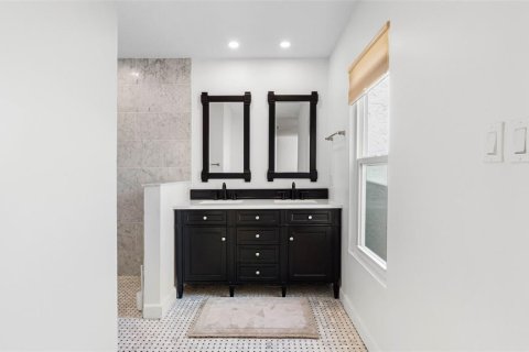 Adosado en venta en Tampa, Florida, 3 dormitorios, 147.25 m2 № 1719570 - foto 26