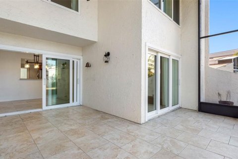 Adosado en venta en Tampa, Florida, 3 dormitorios, 147.25 m2 № 1719570 - foto 28