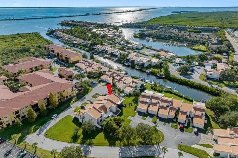 Adosado en venta en Tampa, Florida, 3 dormitorios, 147.25 m2 № 1719570 - foto 2