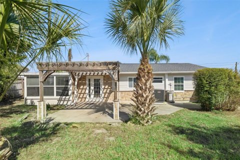 Villa ou maison à vendre à Daytona Beach, Floride: 3 chambres, 102.56 m2 № 2405688 - photo 18