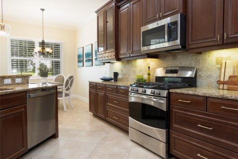 House in Lakewood Ranch, Florida 3 bedrooms, 224.73 sq.m. № 1902652 - photo 22