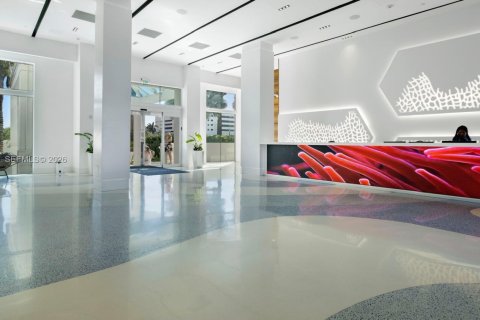 Condominio en venta en Miami Beach, Florida, 1 dormitorio, 53.23 m2 № 1999888 - foto 9
