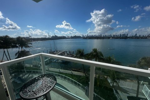 Condominio en venta en Miami Beach, Florida, 1 dormitorio, 53.23 m2 № 1999888 - foto 5