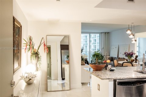 Condominio en venta en Miami, Florida, 2 dormitorios, 102.29 m2 № 1964934 - foto 28