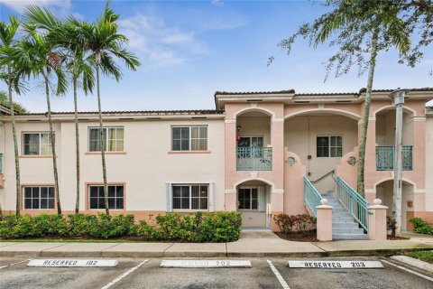 Condo in Pembroke Pines, Florida, 2 bedrooms  № 2278830