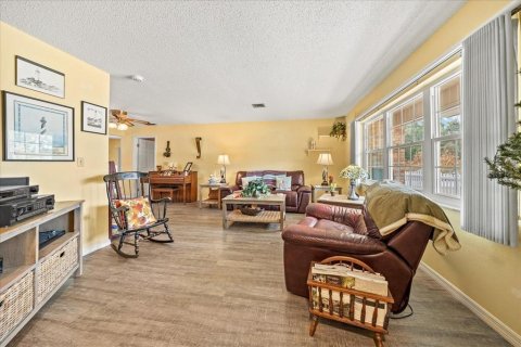 Villa ou maison à vendre à Belleview, Floride: 3 chambres, 232.26 m2 № 2232648 - photo 11
