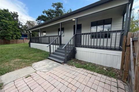 House in Orlando, Florida 3 bedrooms, 116.22 sq.m. № 2321511
