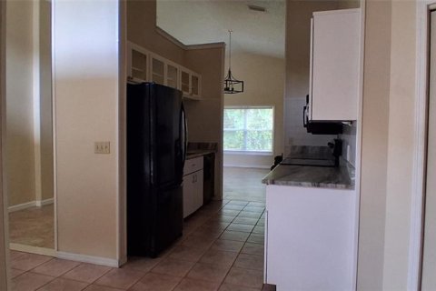 Casa en venta en New Port Richey, Florida, 3 dormitorios, 134.52 m2 № 2383464 - foto 4