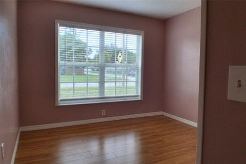 Casa en venta en New Port Richey, Florida, 3 dormitorios, 134.52 m2 № 2383464 - foto 9