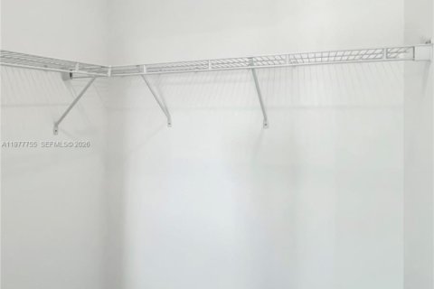 Снять в аренду таунхаус в Хомстед, Флорида 3 спальни, № 2042353 - фото 9