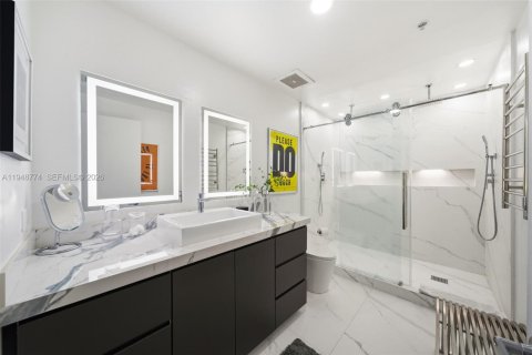 Купить кондоминиум в Майами, Флорида 1 спальня, 70.7м2, № 2005825 - фото 17