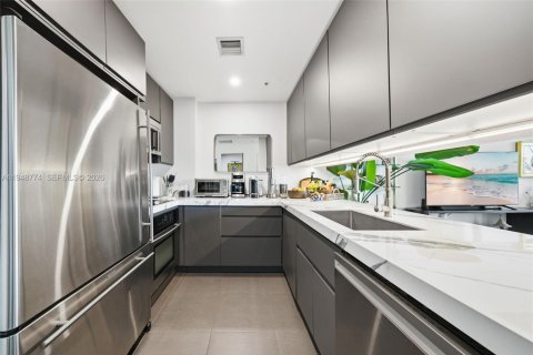 Купить кондоминиум в Майами, Флорида 1 спальня, 70.7м2, № 2005825 - фото 25