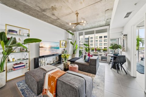 Купить кондоминиум в Майами, Флорида 1 спальня, 70.7м2, № 2005825 - фото 2