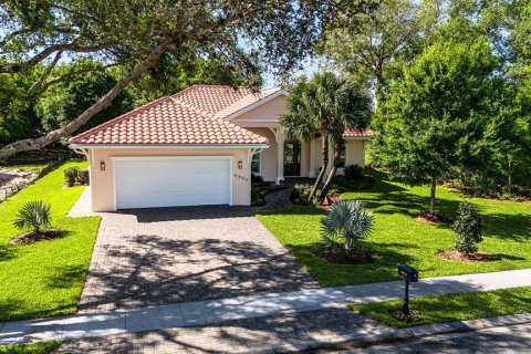 House in Vero Beach, Florida 4 bedrooms, 211.91 sq.m. № 2147067