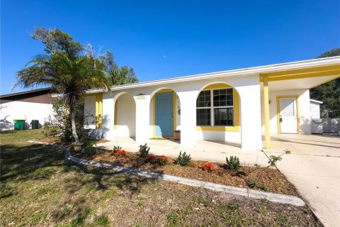 Casa en venta en Port Charlotte, Florida, 2 dormitorios, 82.31 m2 № 1068708 - foto 2