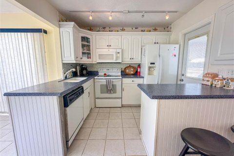 Casa en venta en Port Charlotte, Florida, 2 dormitorios, 82.31 m2 № 1068708 - foto 13