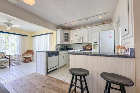 Casa en venta en Port Charlotte, Florida, 2 dormitorios, 82.31 m2 № 1068708 - foto 11