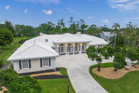 House in Sarasota, Florida 5 bedrooms, 349.59 sq.m. № 1837344 - photo 6