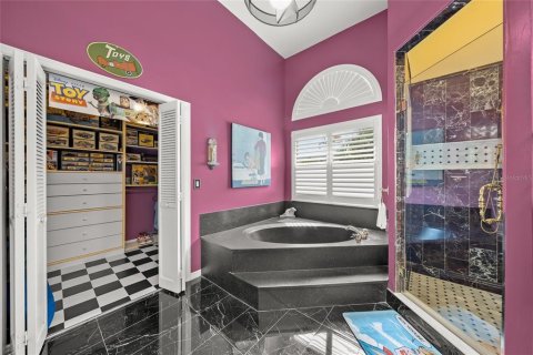 House in Sarasota, Florida 5 bedrooms, 349.59 sq.m. № 1837344 - photo 23