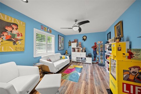 House in Sarasota, Florida 5 bedrooms, 349.59 sq.m. № 1837344 - photo 29