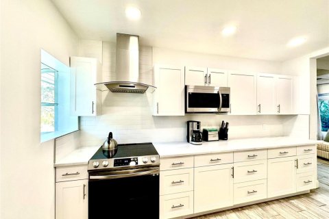 Casa en venta en Fort Lauderdale, Florida, 3 dormitorios, 154.87 m2 № 2182837 - foto 6