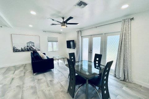 Casa en venta en Fort Lauderdale, Florida, 3 dormitorios, 154.87 m2 № 2182837 - foto 23