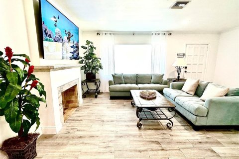 Casa en venta en Fort Lauderdale, Florida, 3 dormitorios, 154.87 m2 № 2182837 - foto 3