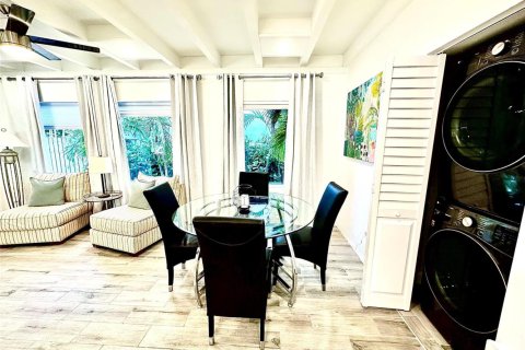 Casa en venta en Fort Lauderdale, Florida, 3 dormitorios, 154.87 m2 № 2182837 - foto 9
