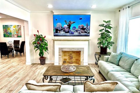 Casa en venta en Fort Lauderdale, Florida, 3 dormitorios, 154.87 m2 № 2182837 - foto 2