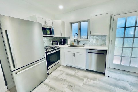 Casa en venta en Fort Lauderdale, Florida, 3 dormitorios, 154.87 m2 № 2182837 - foto 24