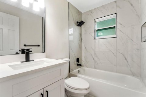 Casa en venta en Largo, Florida, 2 dormitorios, 78.6 m2 № 1829372 - foto 13