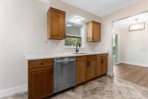 Casa en venta en Largo, Florida, 2 dormitorios, 78.6 m2 № 1829372 - foto 9